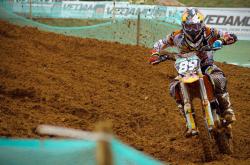 欧联杯首回合对决在即！皇家马德里演练定位球，曼城密集防守应对的简单介绍