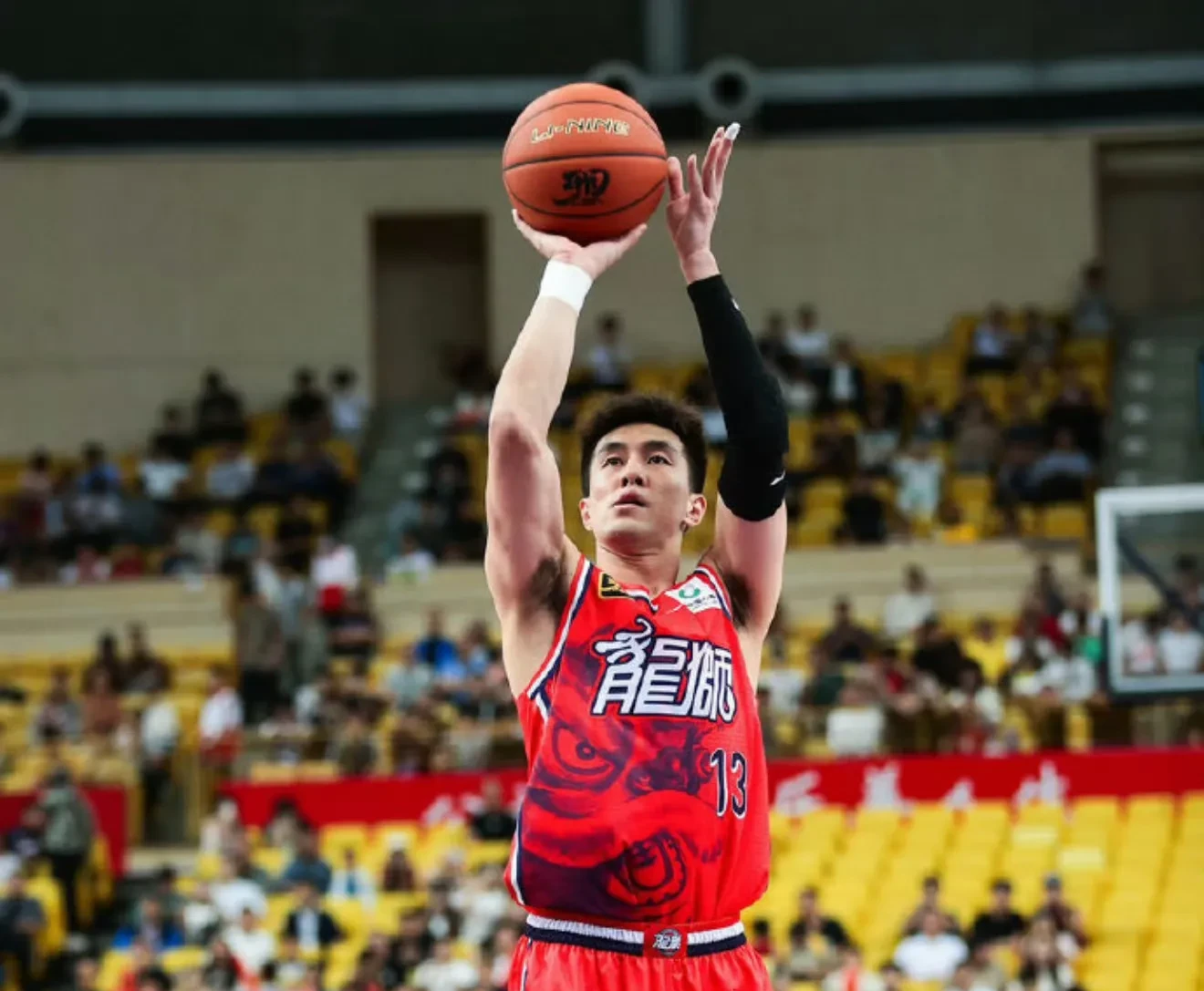 包含郭艾伦赛点兑现,俄克拉荷马城雷霆淘汰广厦男篮晋级四强,主帅激动落泪的词条 包含郭艾伦赛点兑现,俄克拉荷马城雷霆淘汰广厦男篮晋级四强,主帅激动落泪的词条